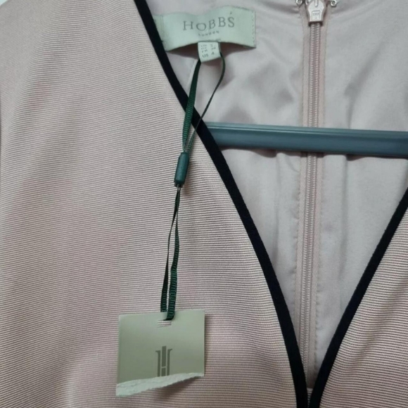 Hobbs pink/navy ribbed pencil dress.Size uk 8 - Picture 3 of 4